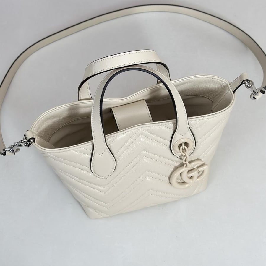 Gucci 17 cm size