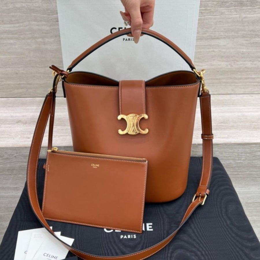 Celine size 28 cm