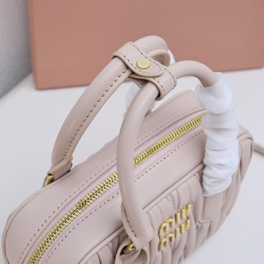 ميو ميو مقاس 19 cm