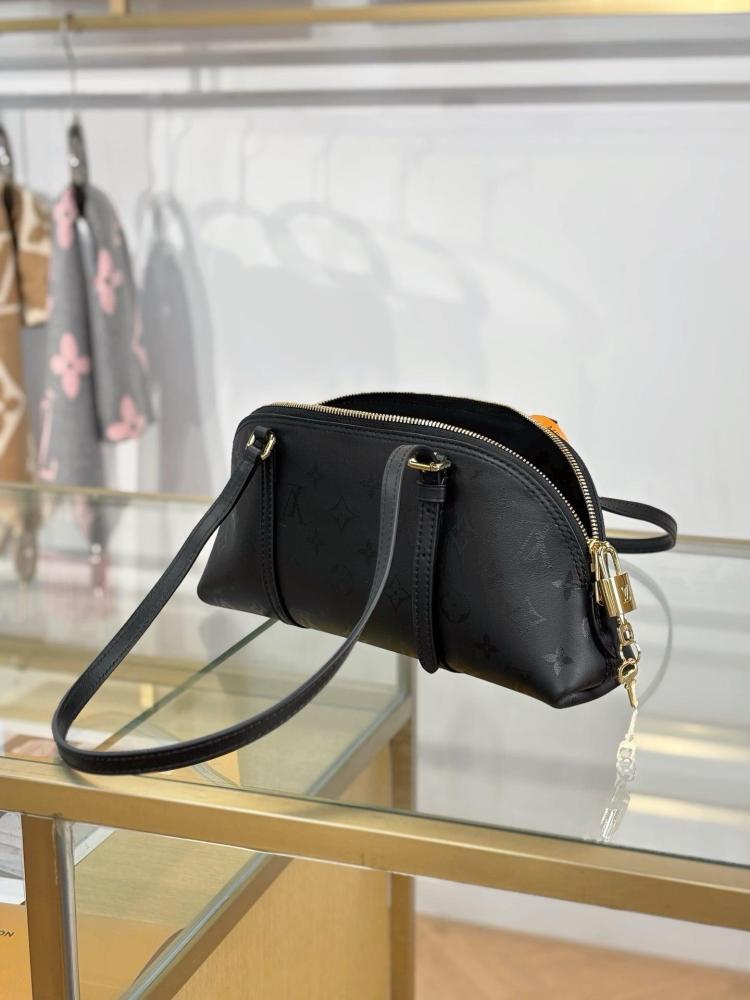 لوي فيتون مقاس 29/14 cm