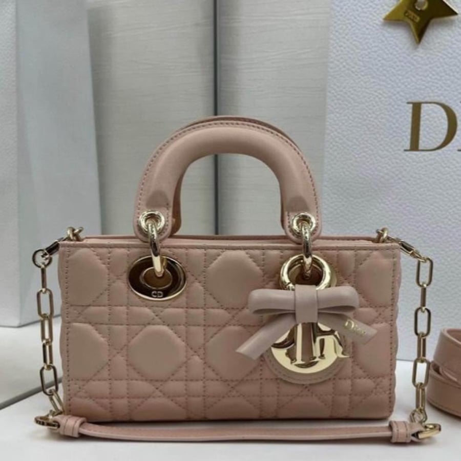 Lady De Joy size 19 cm
