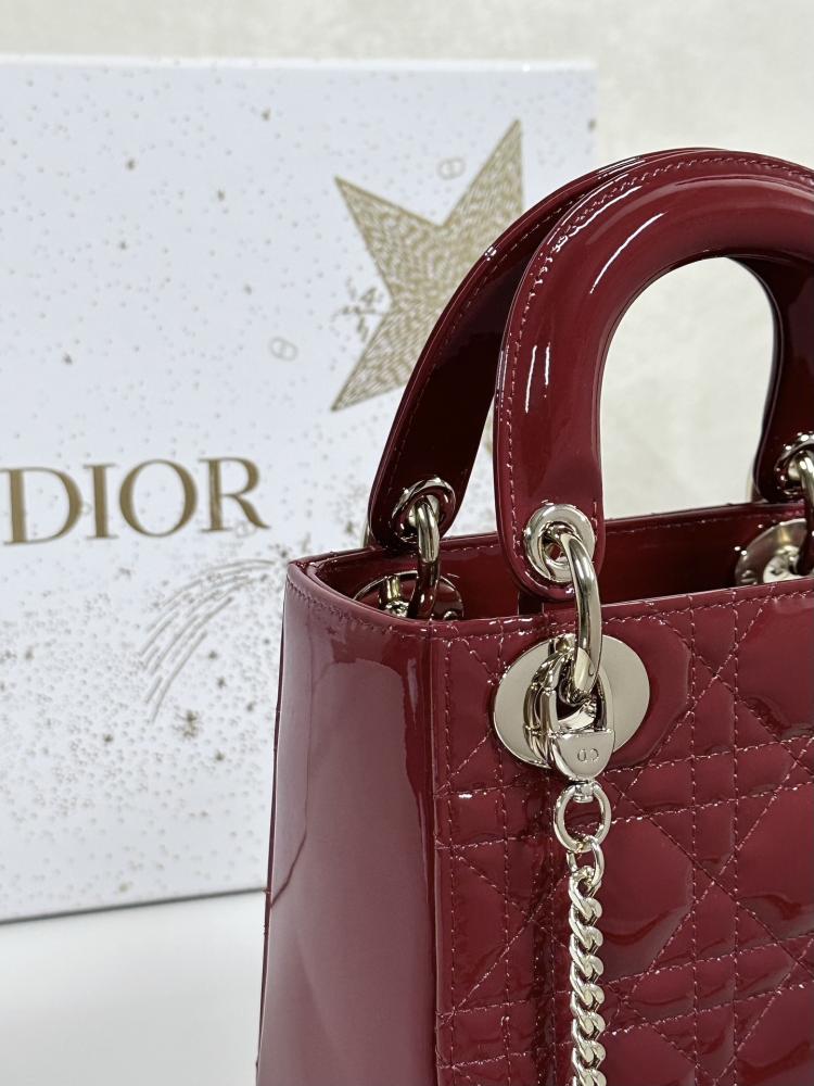 Lady Dior size 17 cm