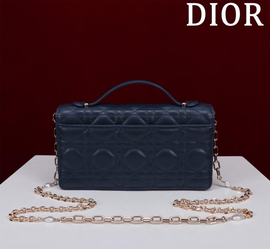 ليدي كلاتش مقاس 21/11.5 cm