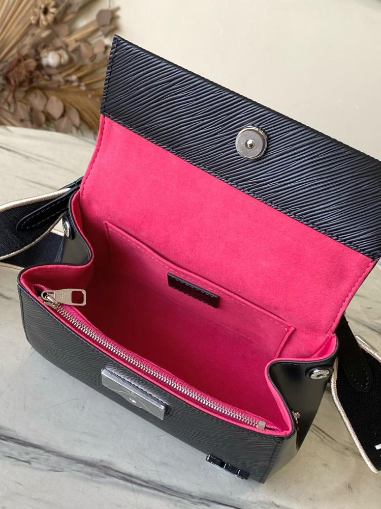 Louis Vuitton size 20 cm