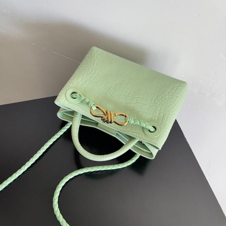 بوتيغا مقاس 22 cm