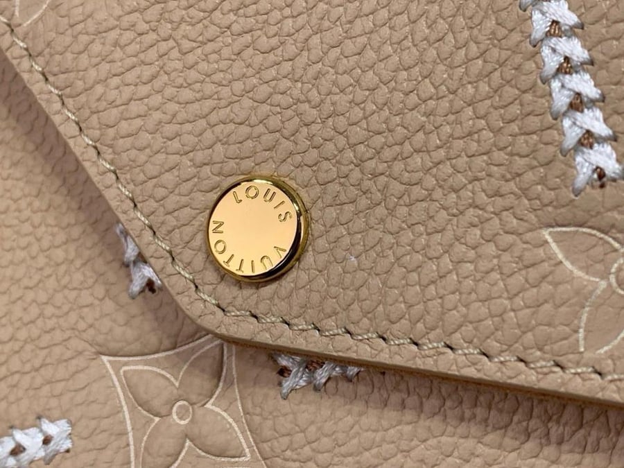 Louis Vuitton size 21/12 cm