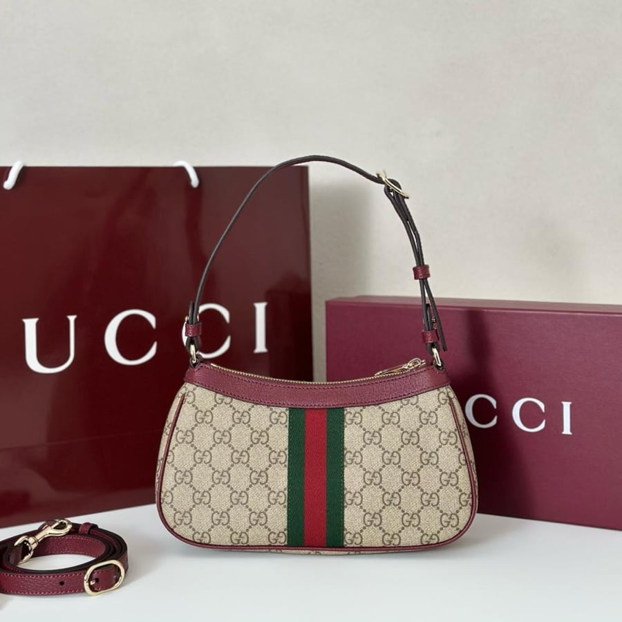 Gucci 26/15 cm