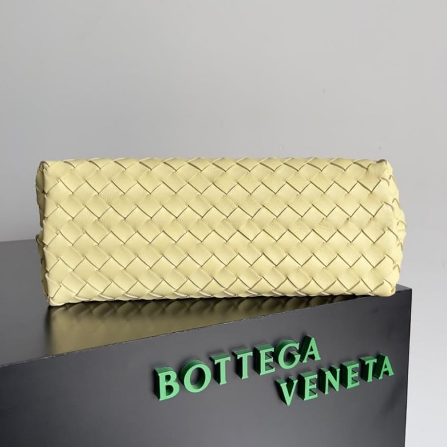 Bottega size 32 cm