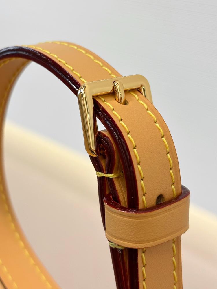 لوي فيتون مقاس 16 cm
