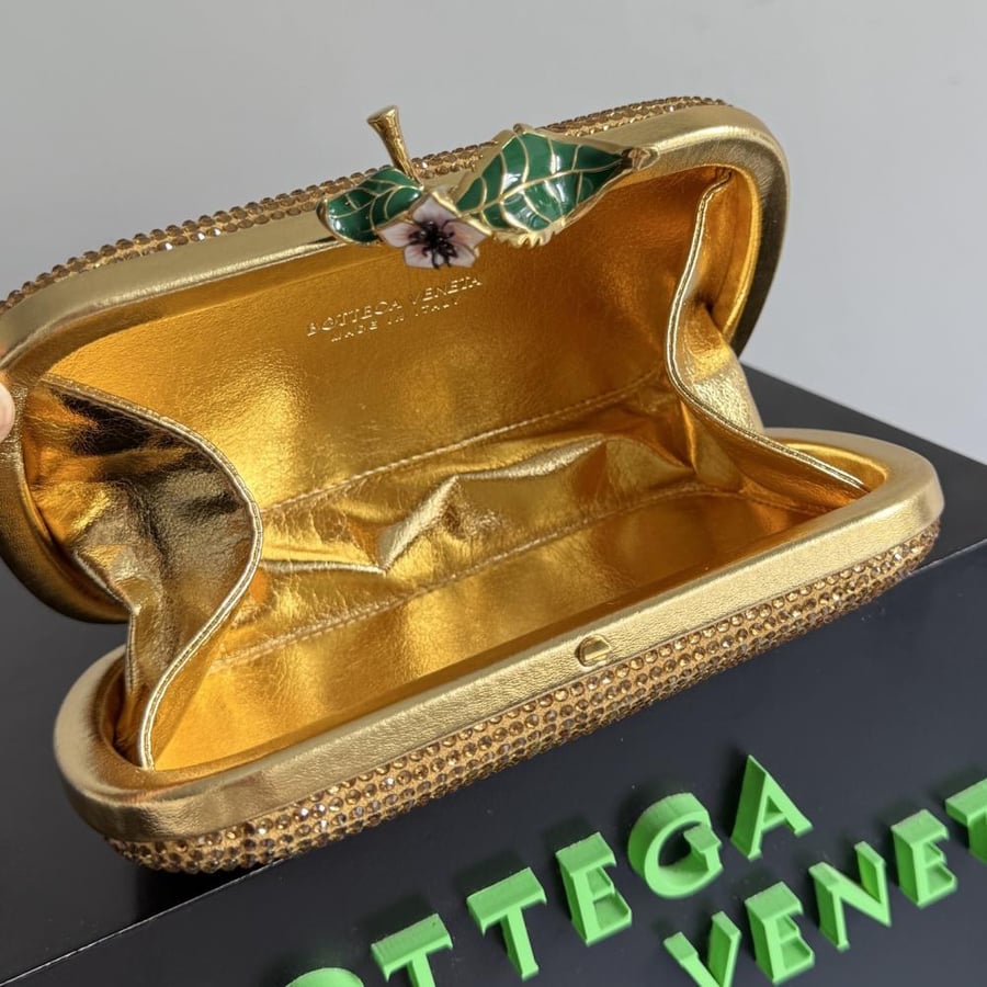 Bottega size 19 cm