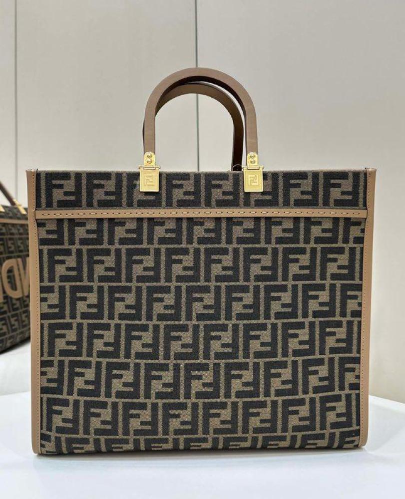 Fendi size 36 cm