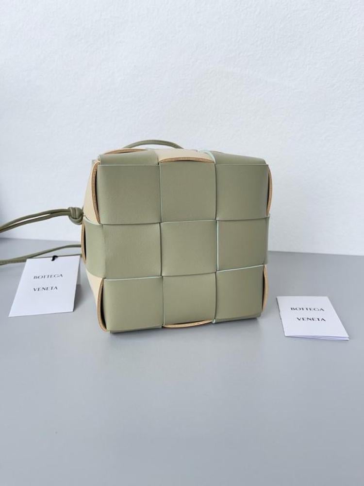 بوتيغا مقاس 18 cm