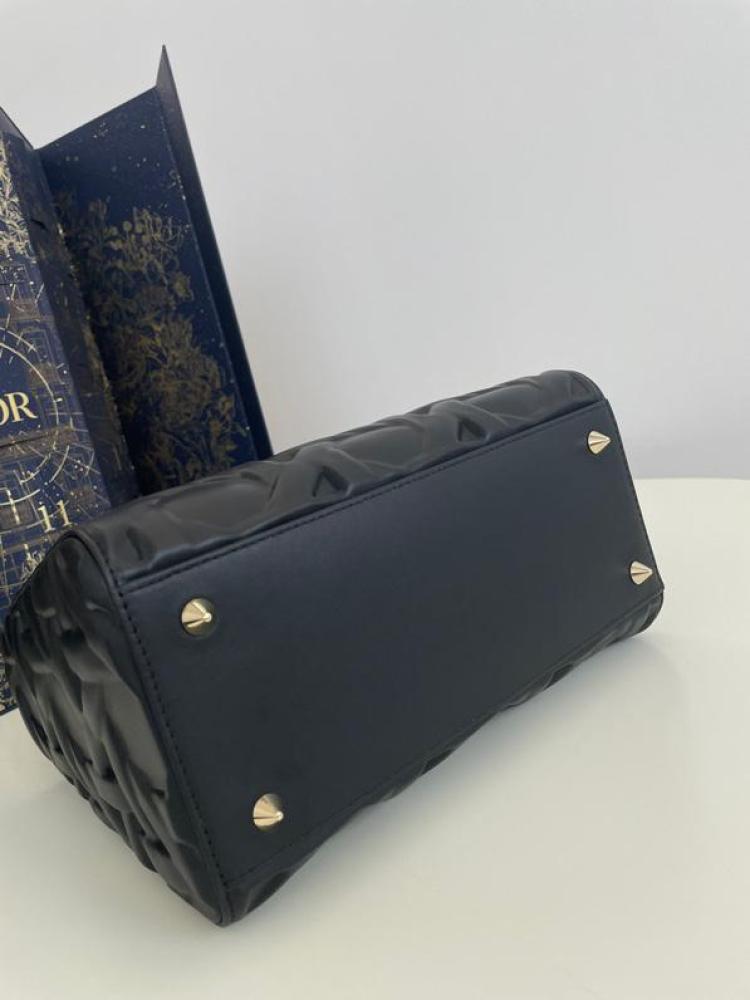 ليدي ديور مقاس 24 cm