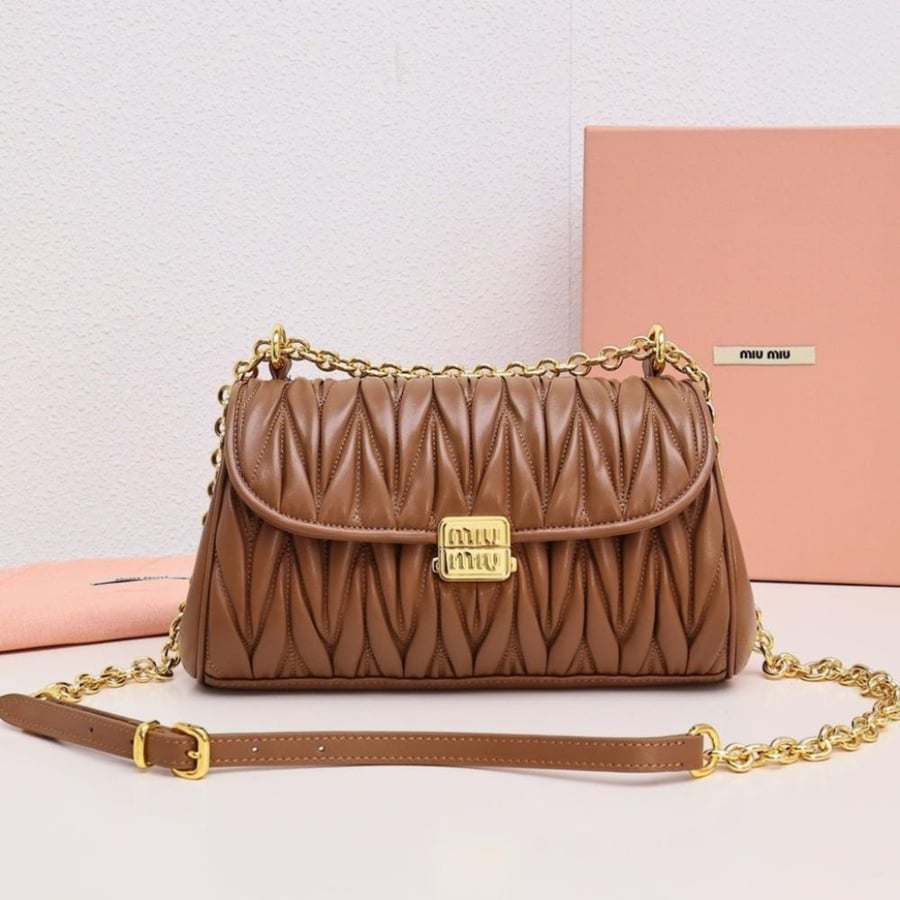 Miu Miu size 24 cm