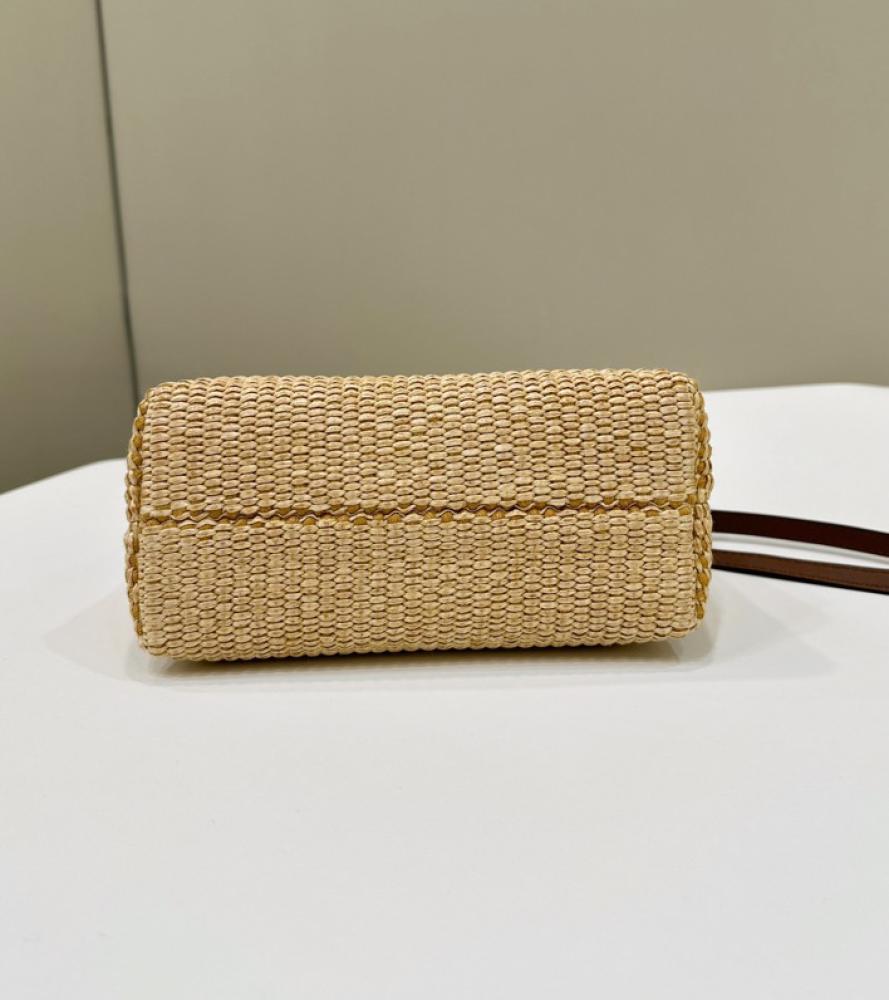 فندي مقاس 20 cm