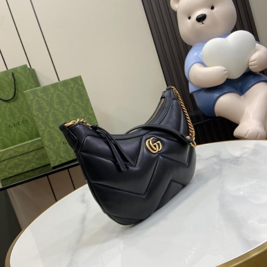 Gucci 26 cm size