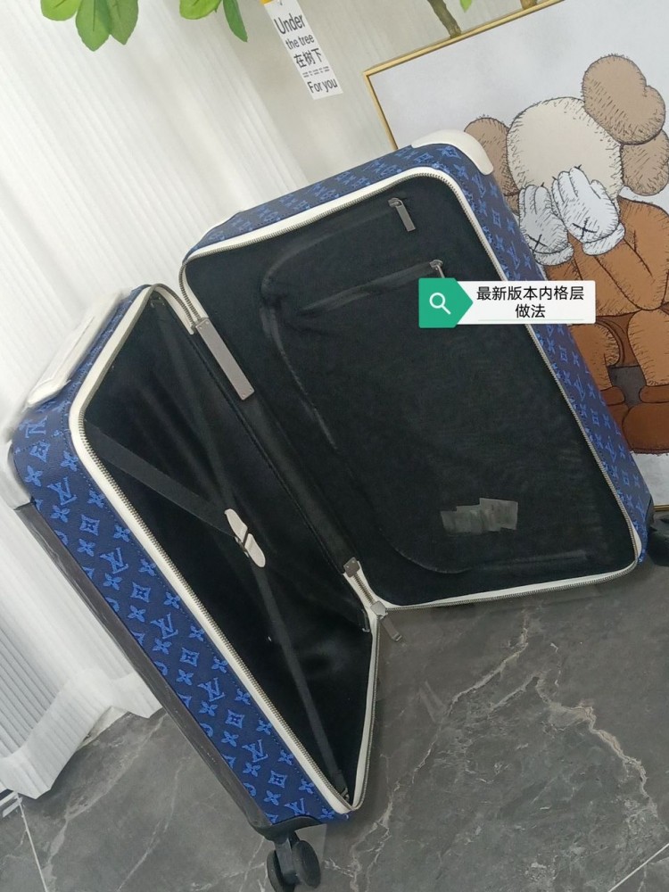 Louis Vuitton travel bag 55