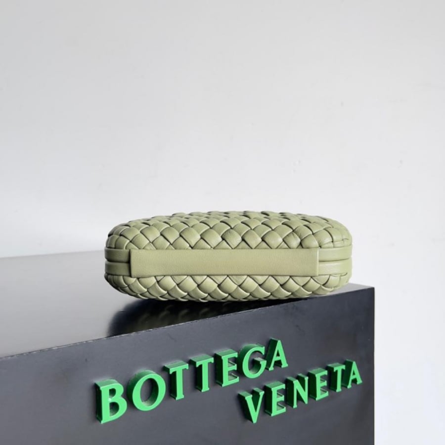 Bottega size 20.5 cm