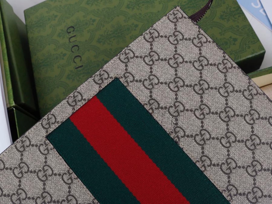 Gucci push button