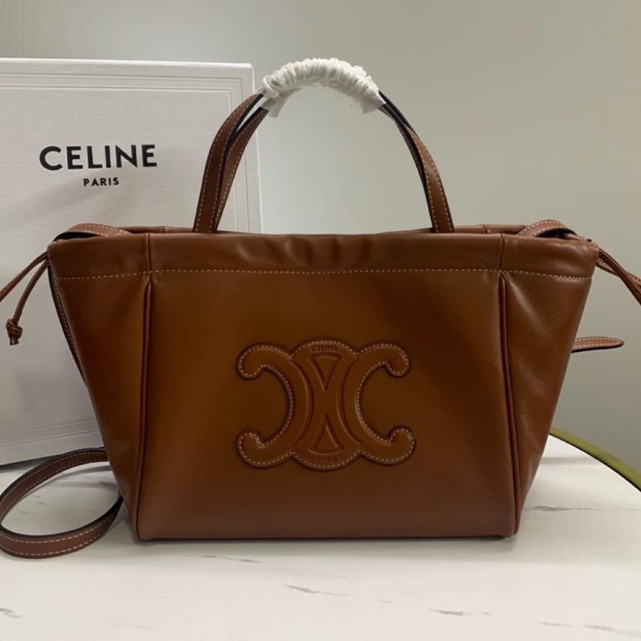 Celine size 22 cm