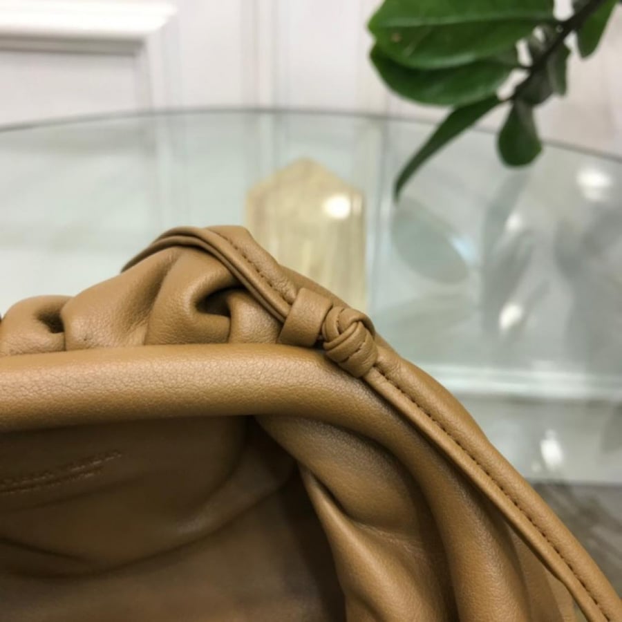 Bag size 22 cm