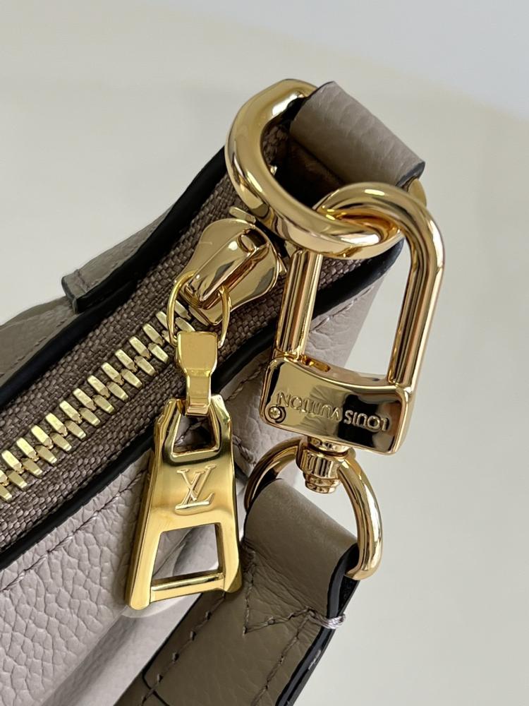 لوي فيتون مقاس 22 cm