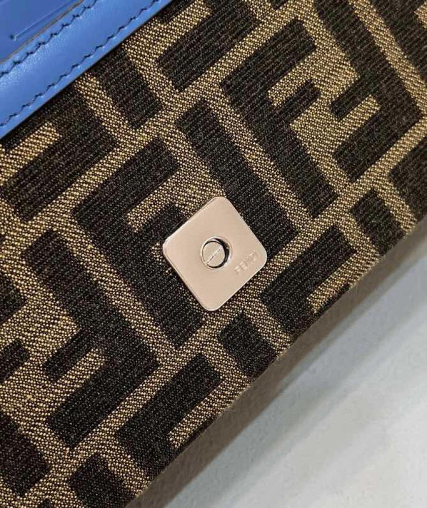 فندي مقاس 21.5 cm
