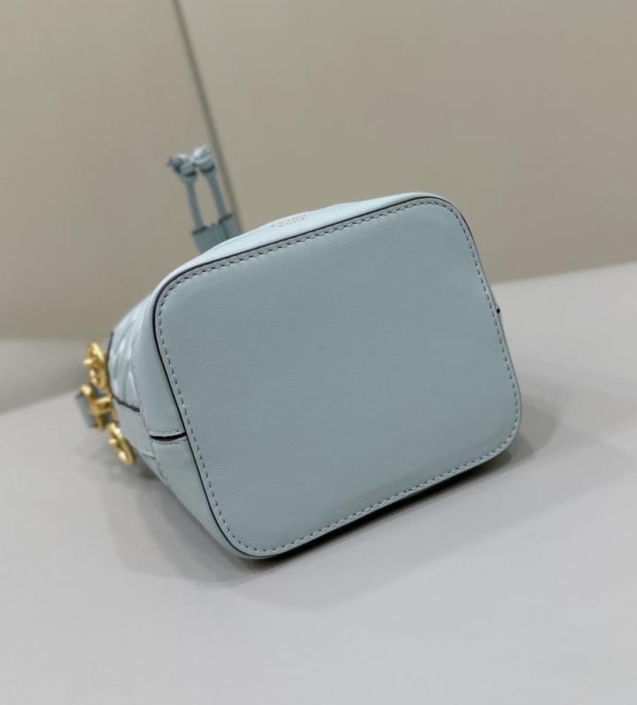 Fendi 18 cm size