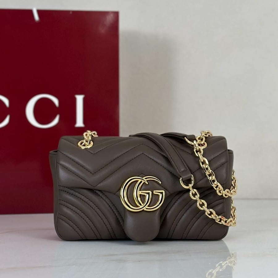 قوتشي مقاس 23/14 cm