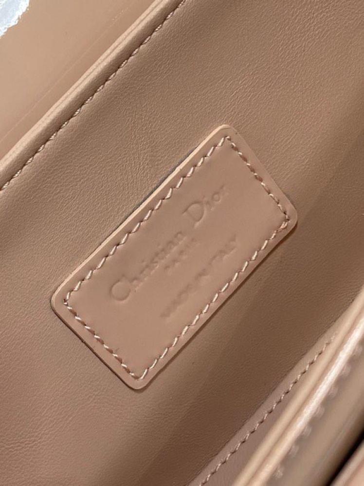ديور مقاس 19 cm