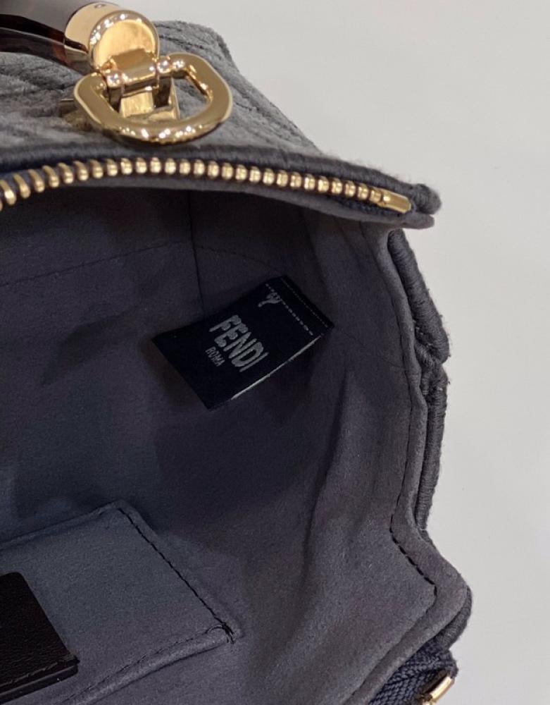 فندي مقاس 20 cm