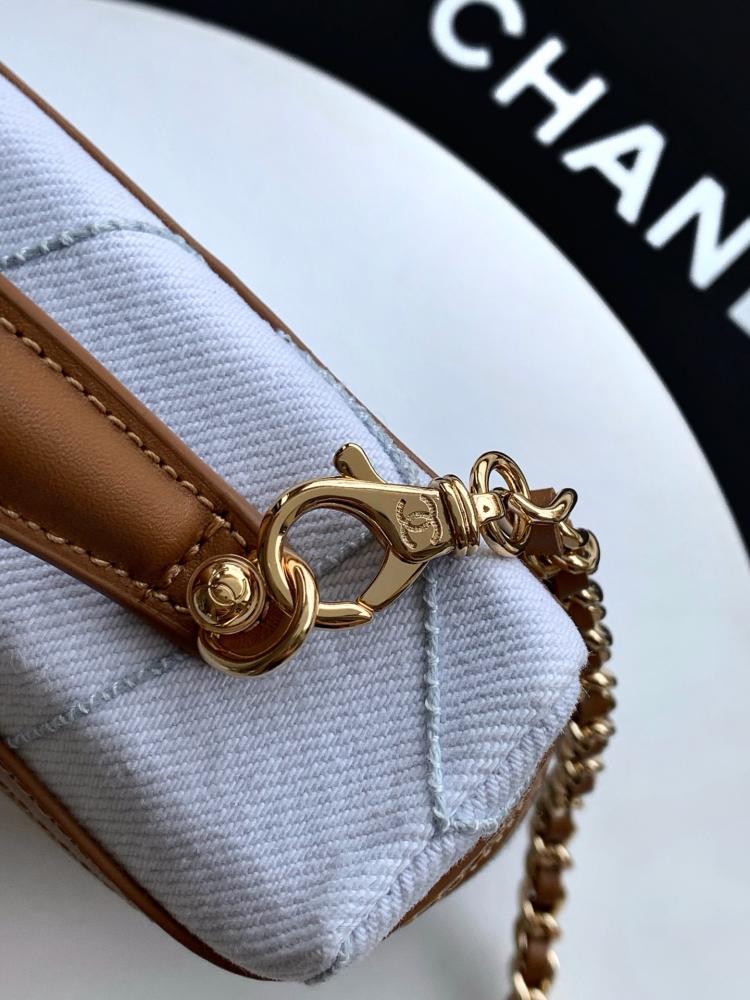 شانيل مقاس 19.5 cm