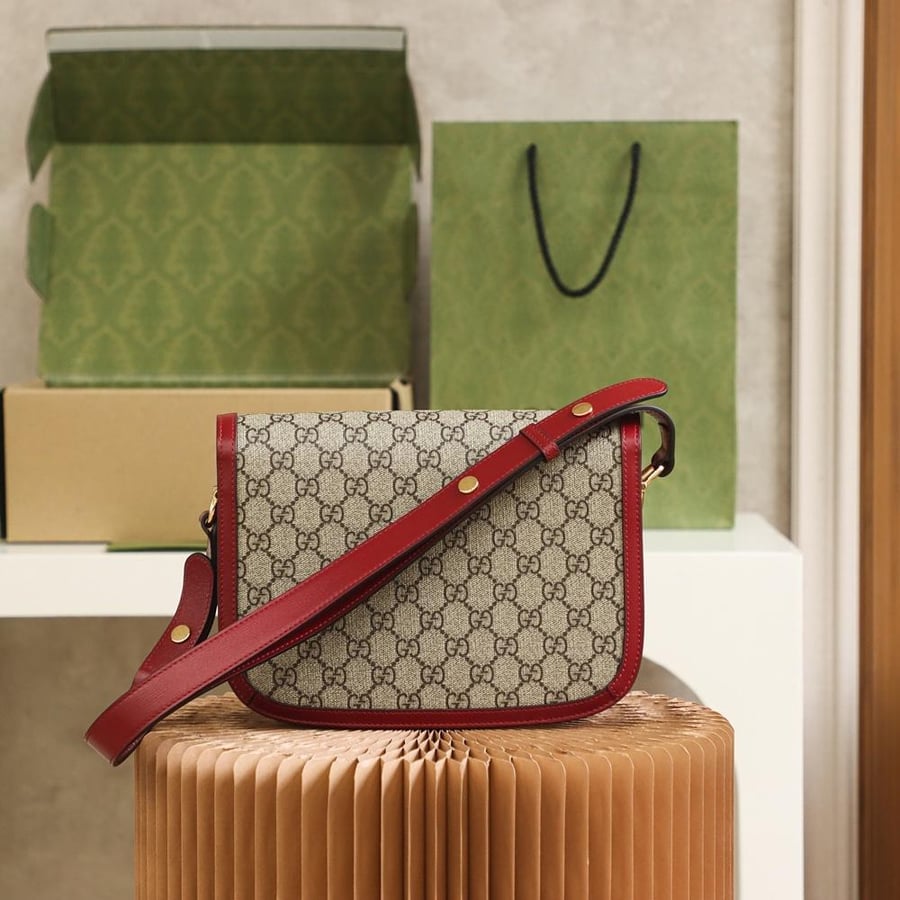 قوتشي مقاس 25 cm