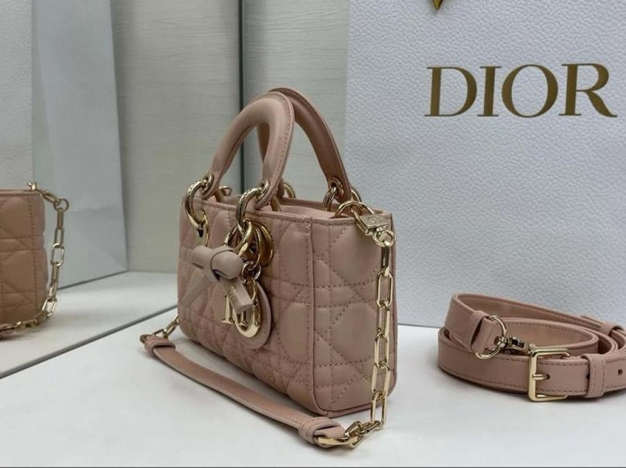 Lady De Joy size 19 cm