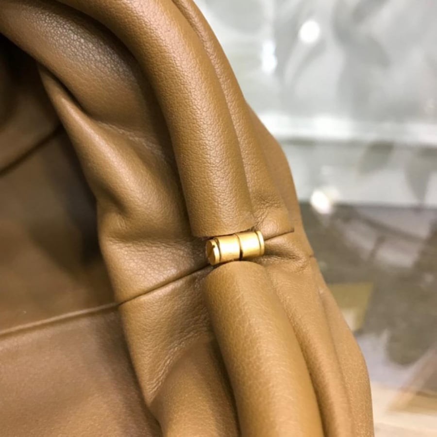 Bag size 22 cm
