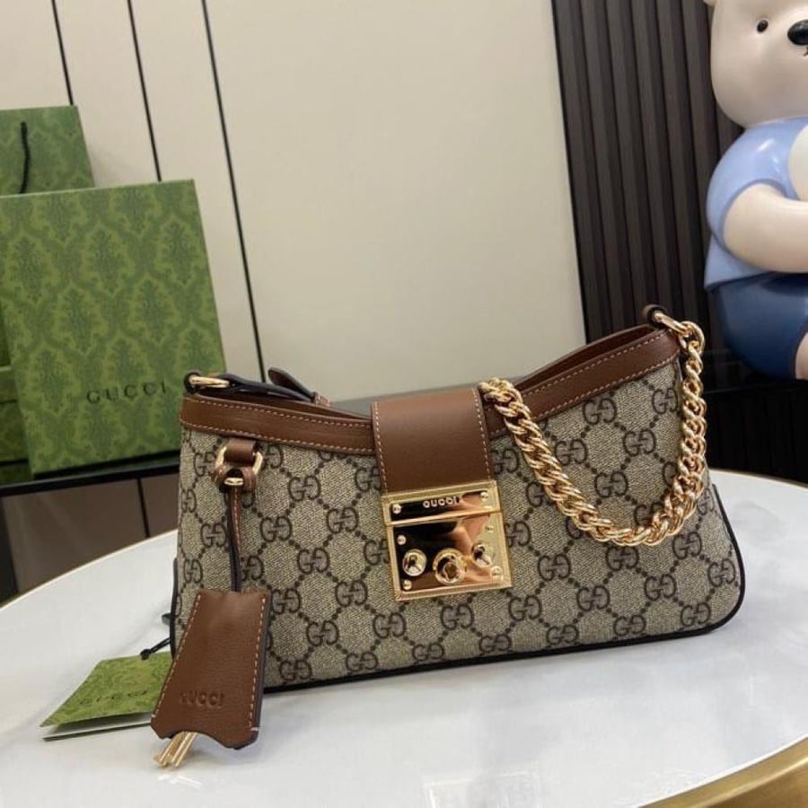 قوتشي مقاس 27 cm