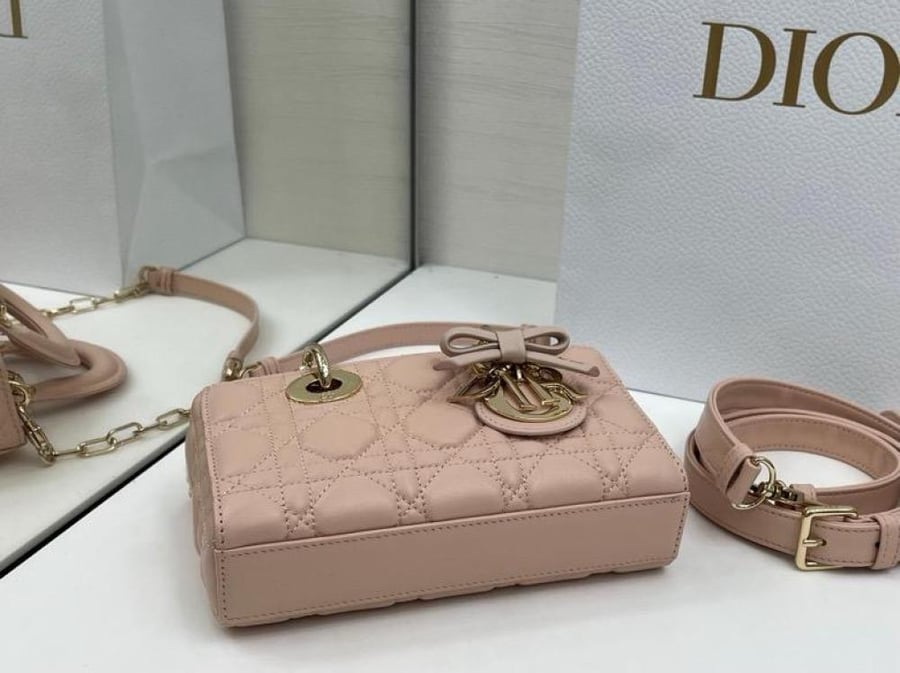 Lady De Joy size 19 cm