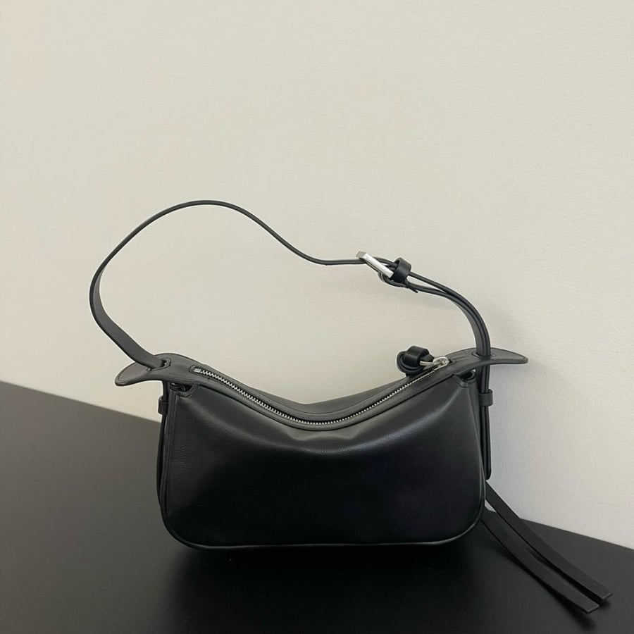 فندي مقاس 22 cm