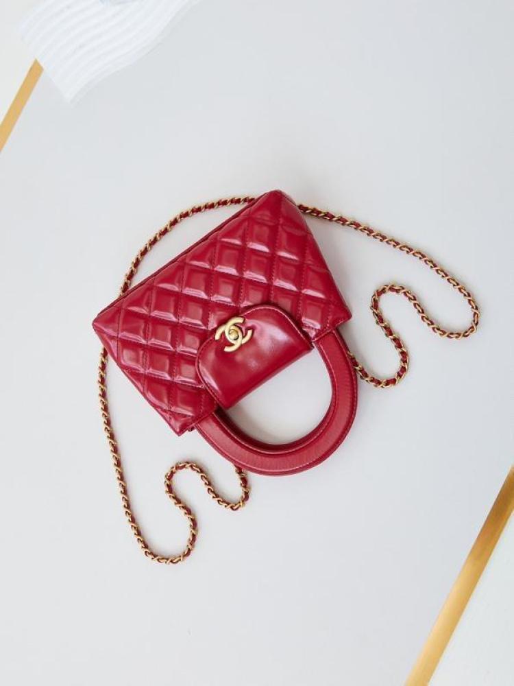 Chanel size 19 cm