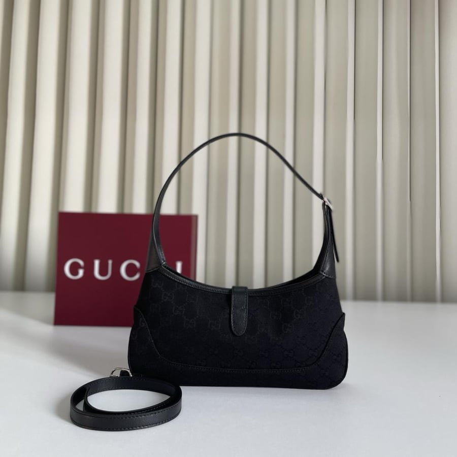 قوتشي مقاس 27 cm