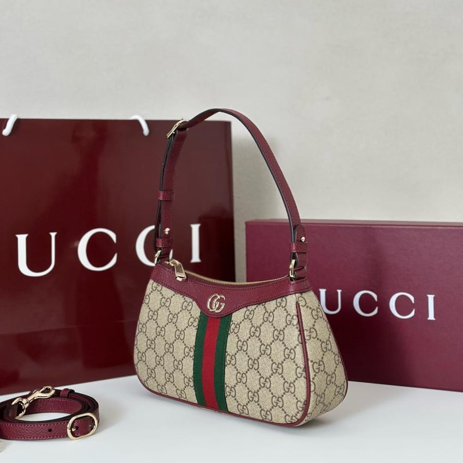 Gucci 26/15 cm