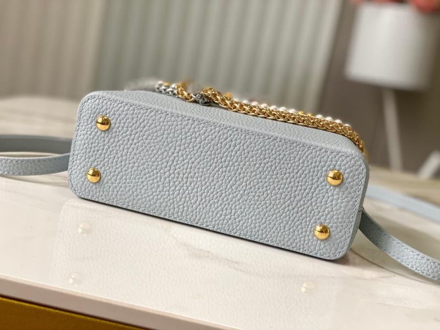 لوي فيتون مقاس 22/12 cm