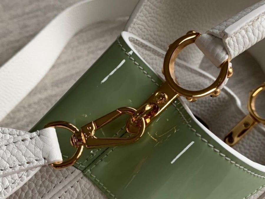 Louis Vuitton size 21 cm