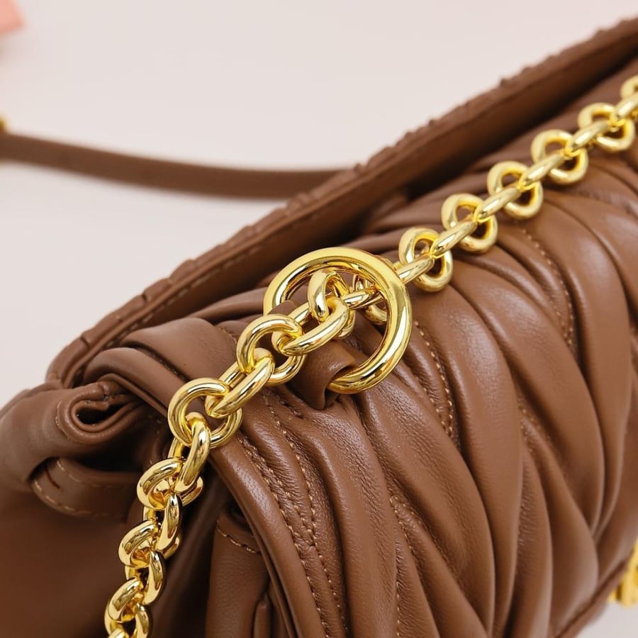 Miu Miu size 24 cm