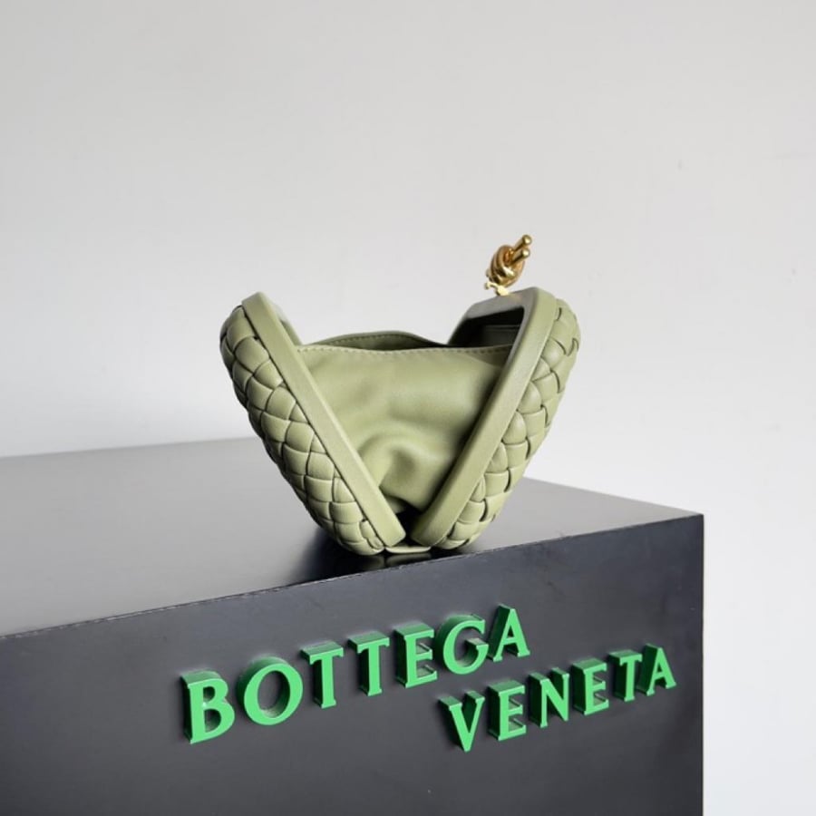 Bottega size 20.5 cm