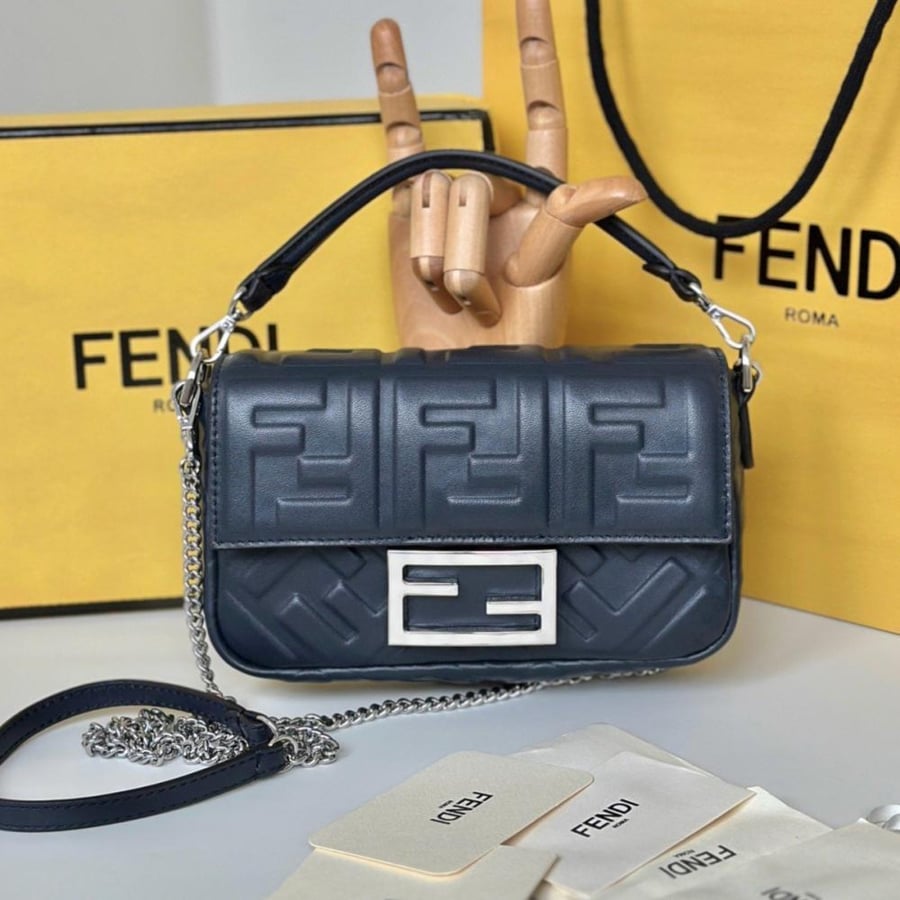 Fendi 19 cm size
