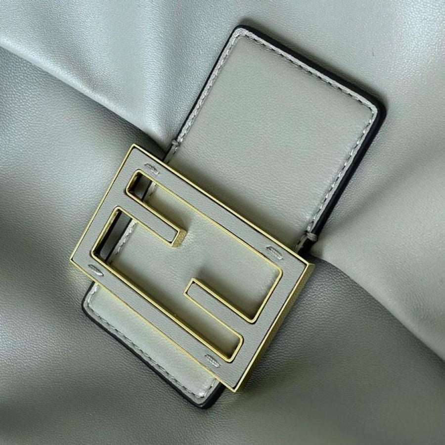 Fendi 32 cm size