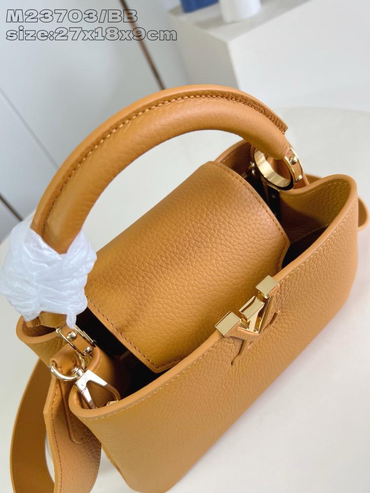 Louis Vuitton size 27 cm