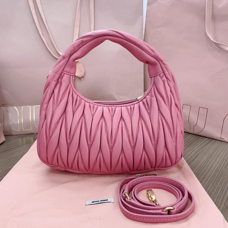 Miu Miu size 23 cm