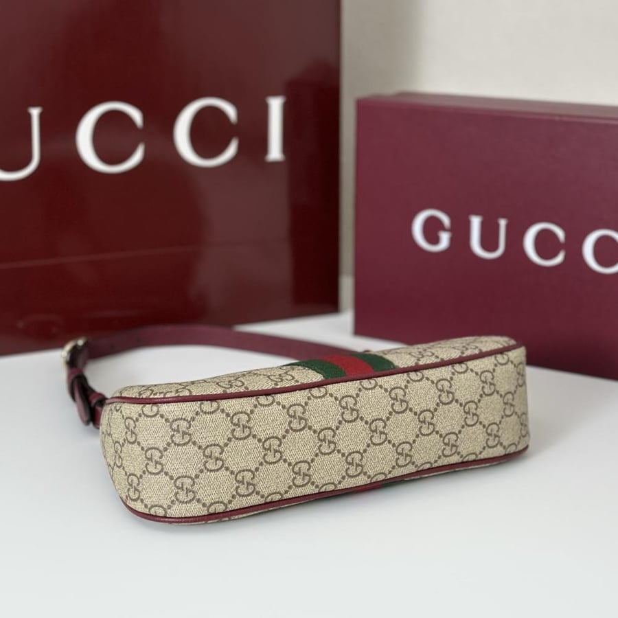 Gucci 26/15 cm